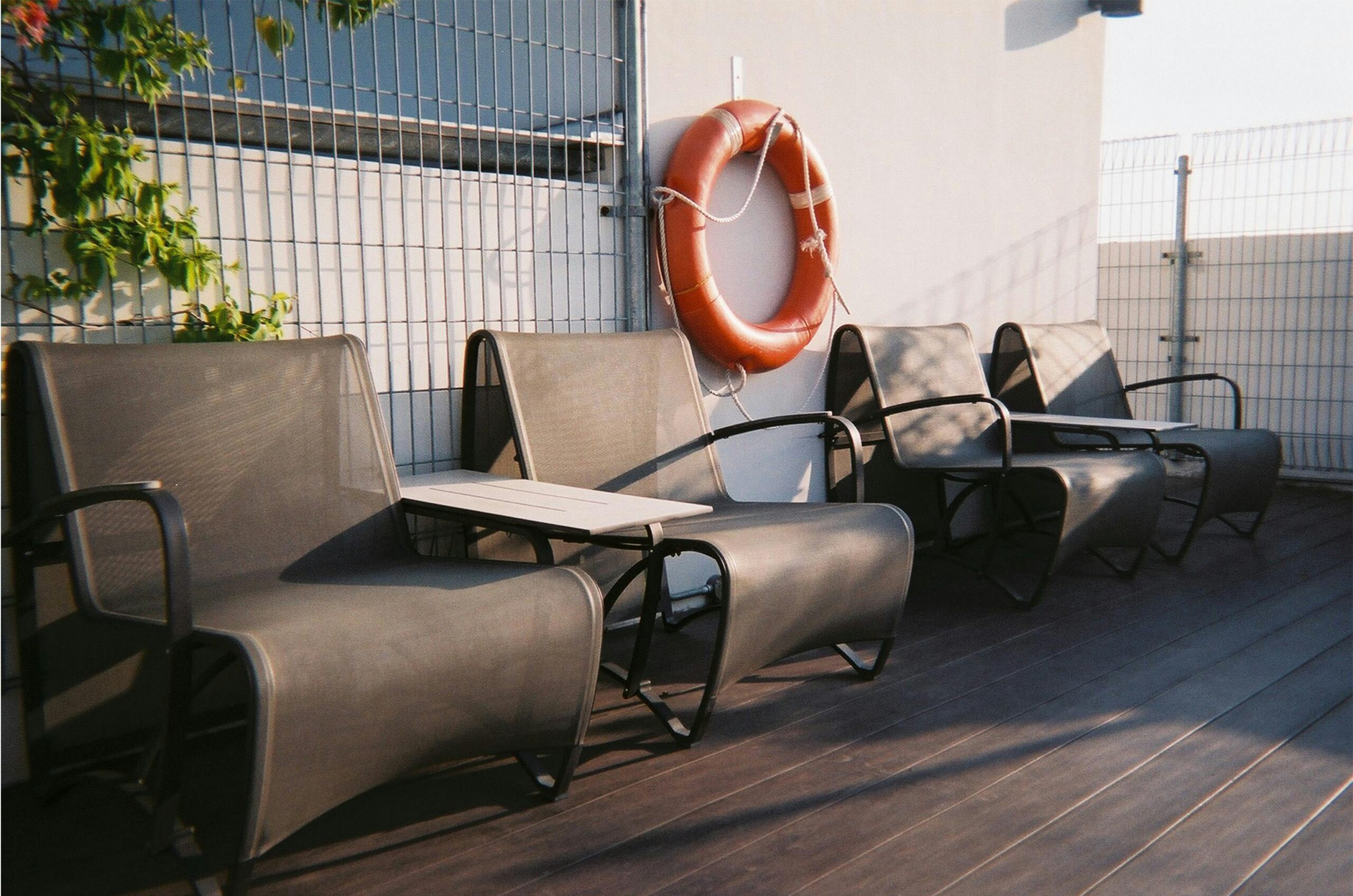 Wie pflegt man Terrassendielen aus WPC für eine lange Lebensdauer?