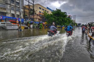 Warum ist es ratsam, einen Notfallrucksack für Naturkatastrophen bereit zu halten?