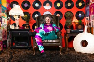 Wie kann man alte Schallplatten kreativ zu Wohnaccessoires umgestalten?