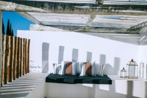 Wie baue ich eine DIY-Pergola im Garten?