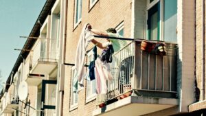 Wie baue ich einen kleinen Werkzeugschrank für den Balkon?