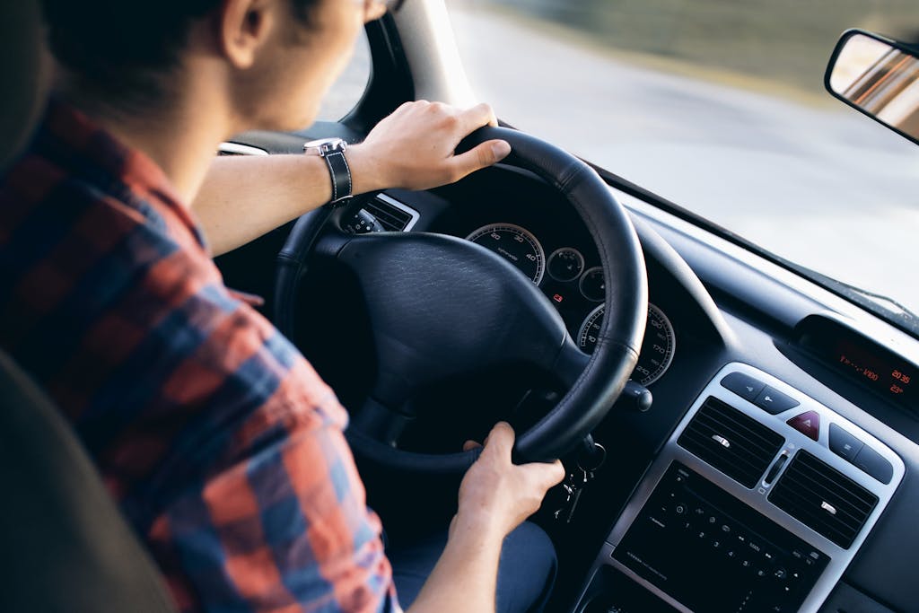 Wie kann ich den Innenraum meines Autos vor Feuchtigkeit schützen